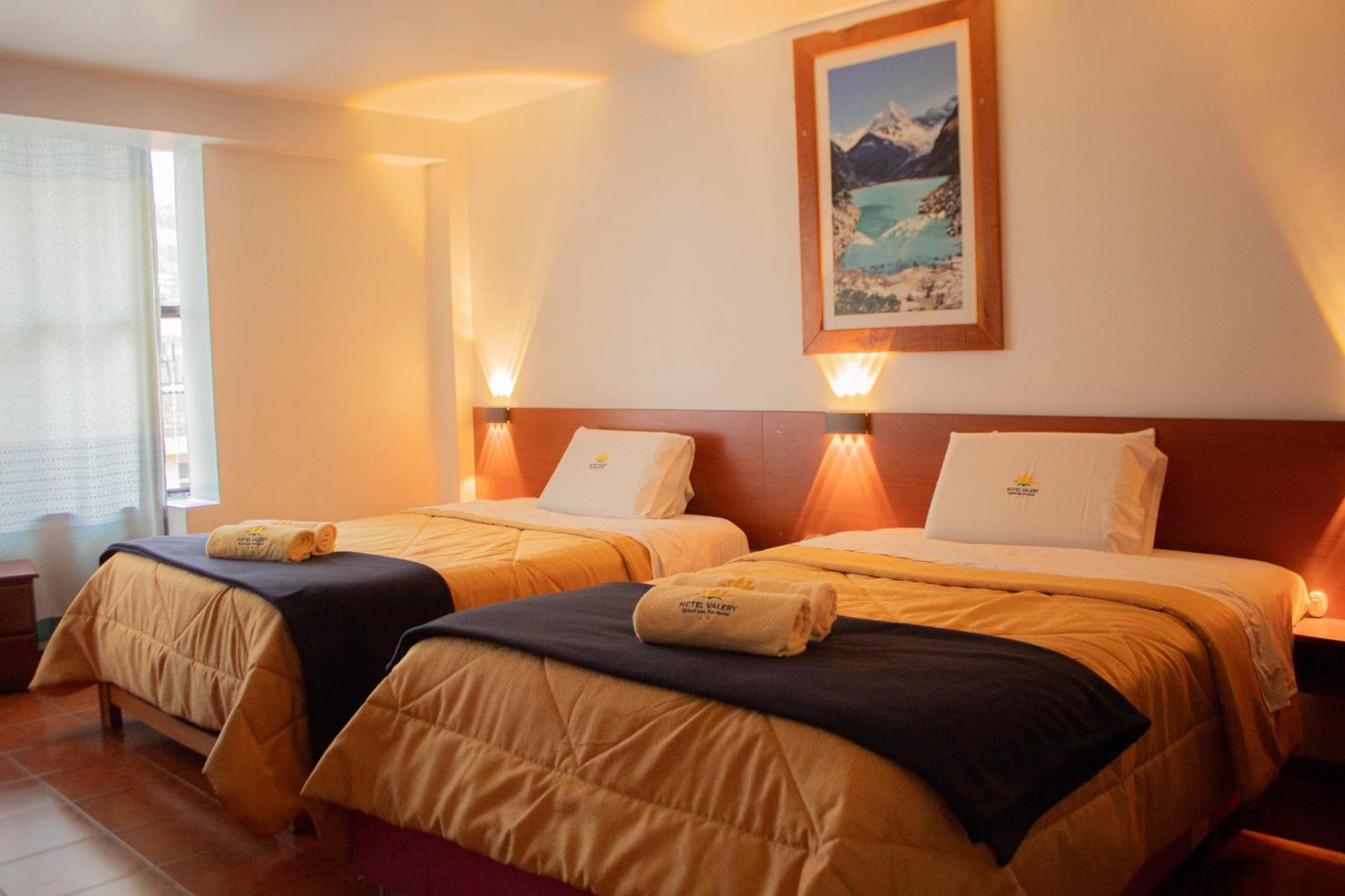 Hotel Valery 2 Estrellas 와라스 외부 사진