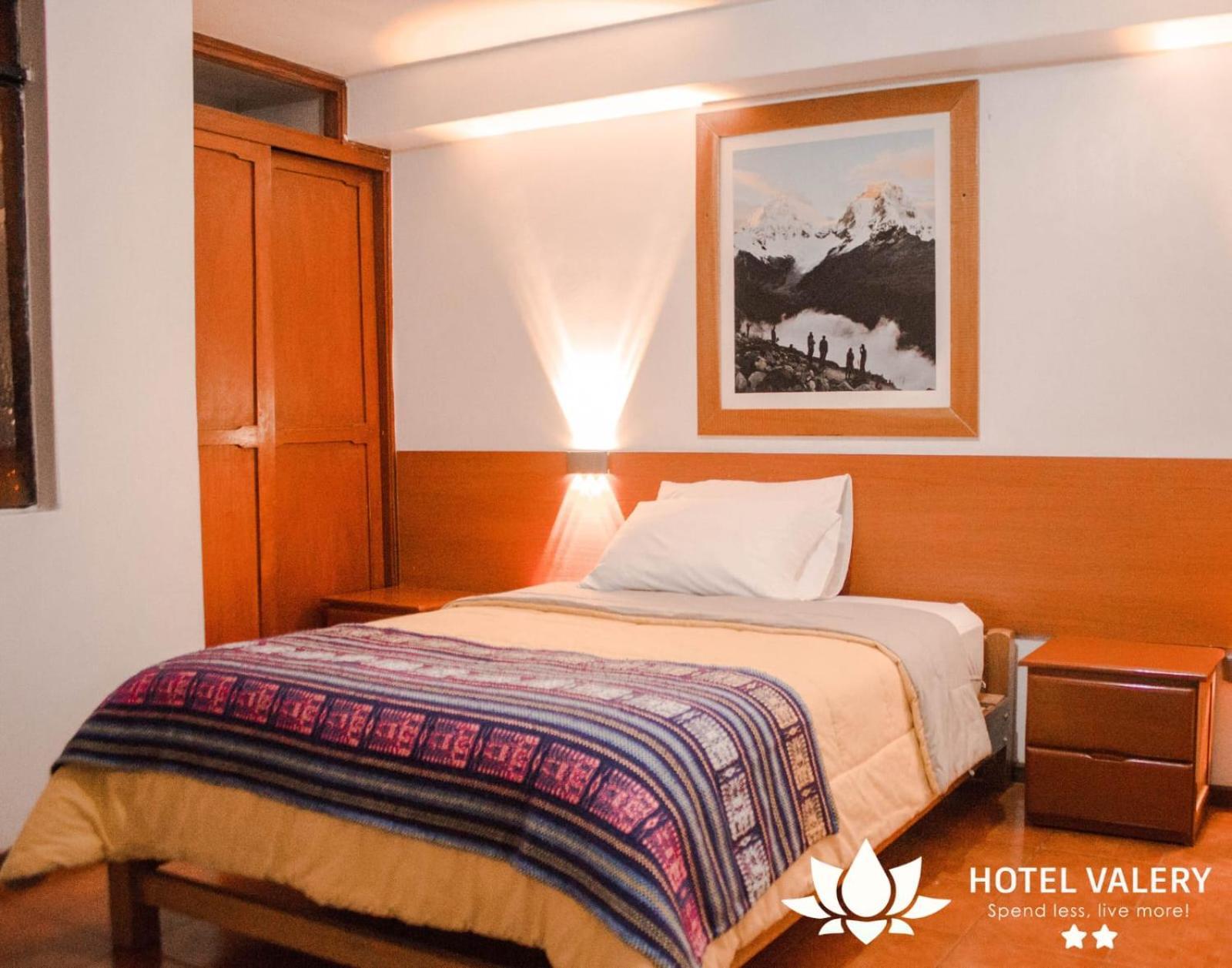 Hotel Valery 2 Estrellas 와라스 외부 사진