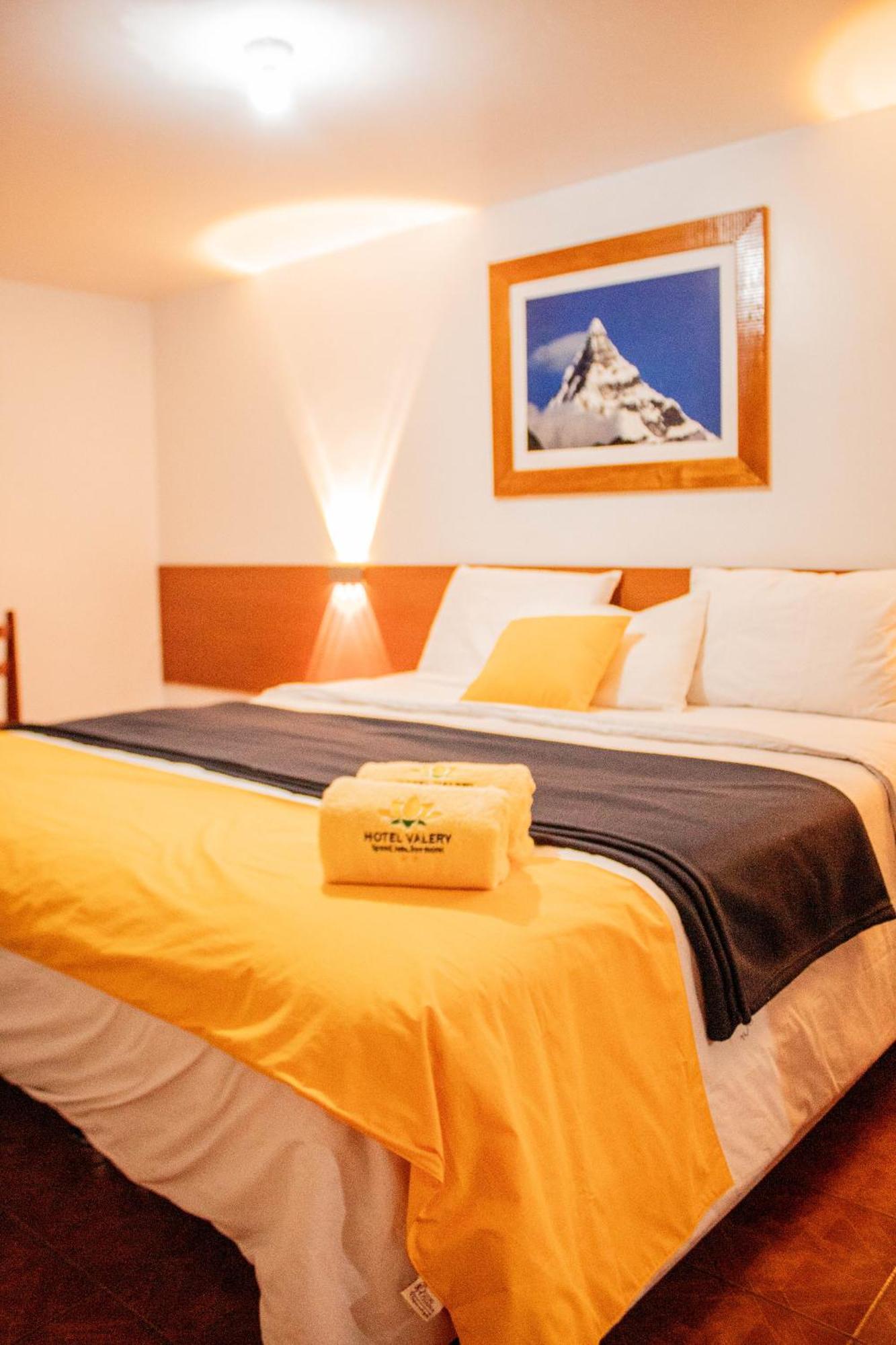 Hotel Valery 2 Estrellas 와라스 외부 사진