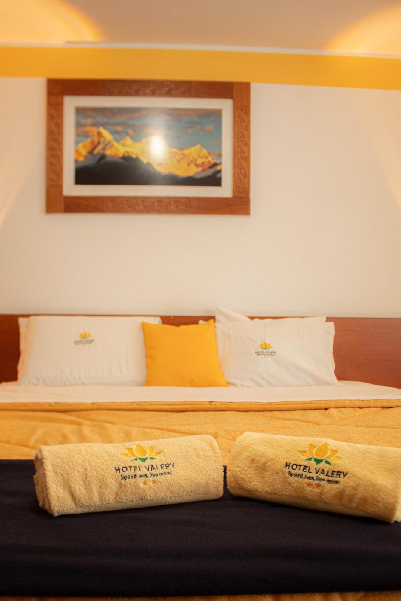 Hotel Valery 2 Estrellas 와라스 외부 사진